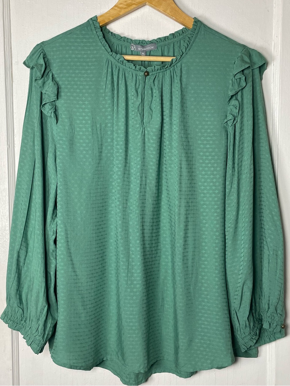 Wit & Wisdom Green Ruffle Blouse XL Textured Rayon Long Sleeve Boho NWT